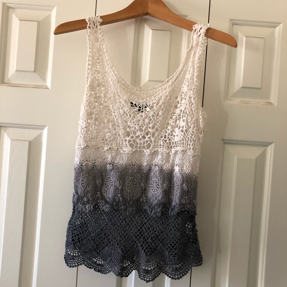 America Eagle Crochetted Ombré Top 🖤